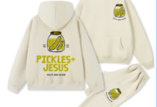 Christ Is King Faith Tee Guiding Cross Edition