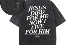 Need Prayer? Tap My Shoulder Guiding Cross Tee